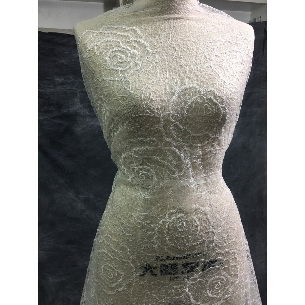Vải Ren Trắng Hoa Hồng, Ren Kim Sa RM171004 Khổ 1,6m. Vải Renn May Đầm, Renn May Váy Cưới, Renn Thêu Hoa