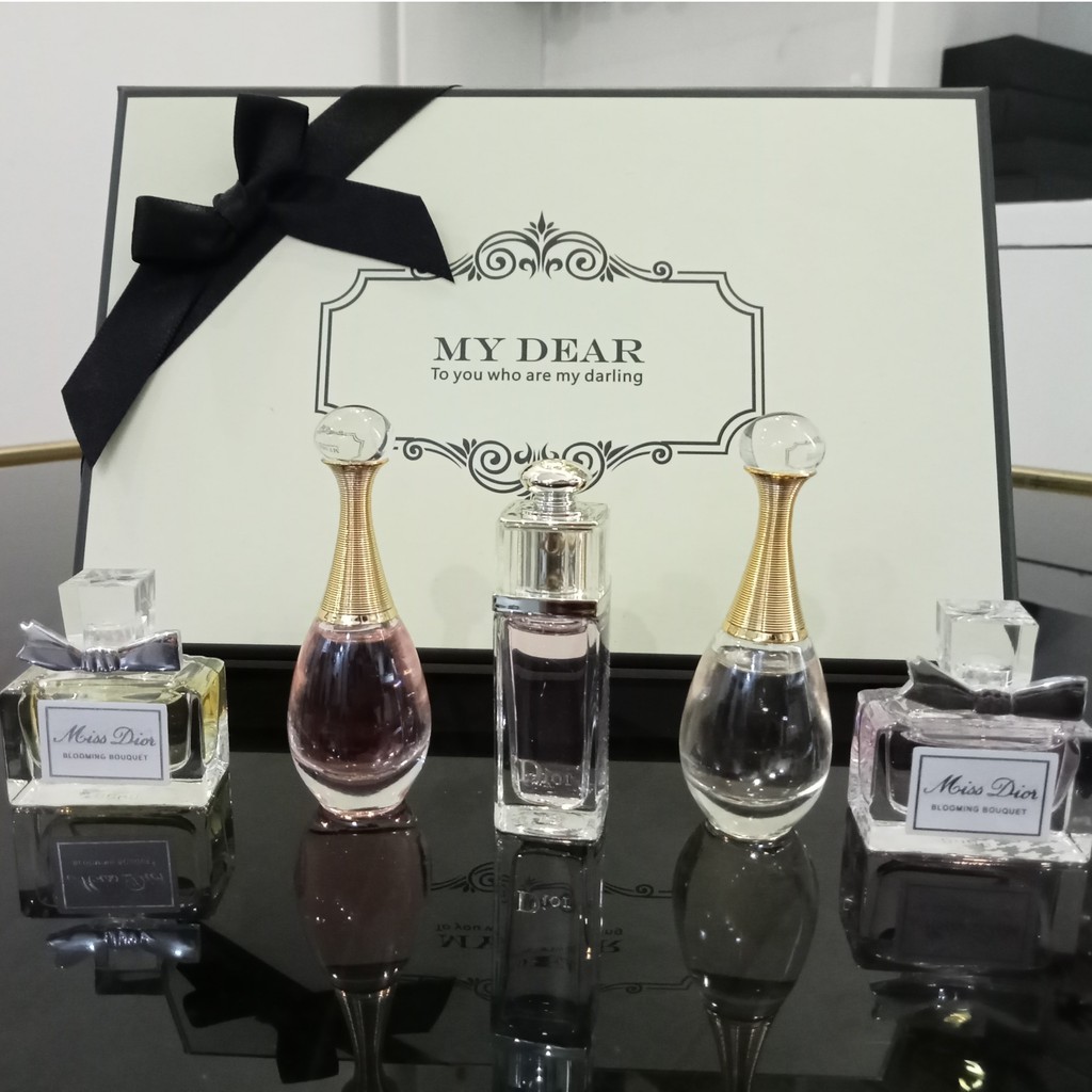 Set 5 chai Nước Hoa Dior Mini, Set nước hoa kèm son dior perfume lipstick set.