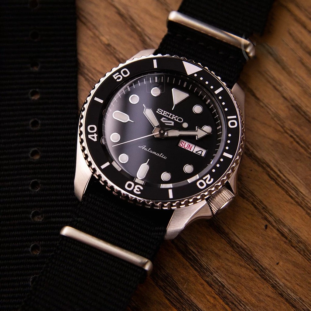 Đồng hồ nam Seiko 5 Sport SRPD55k3