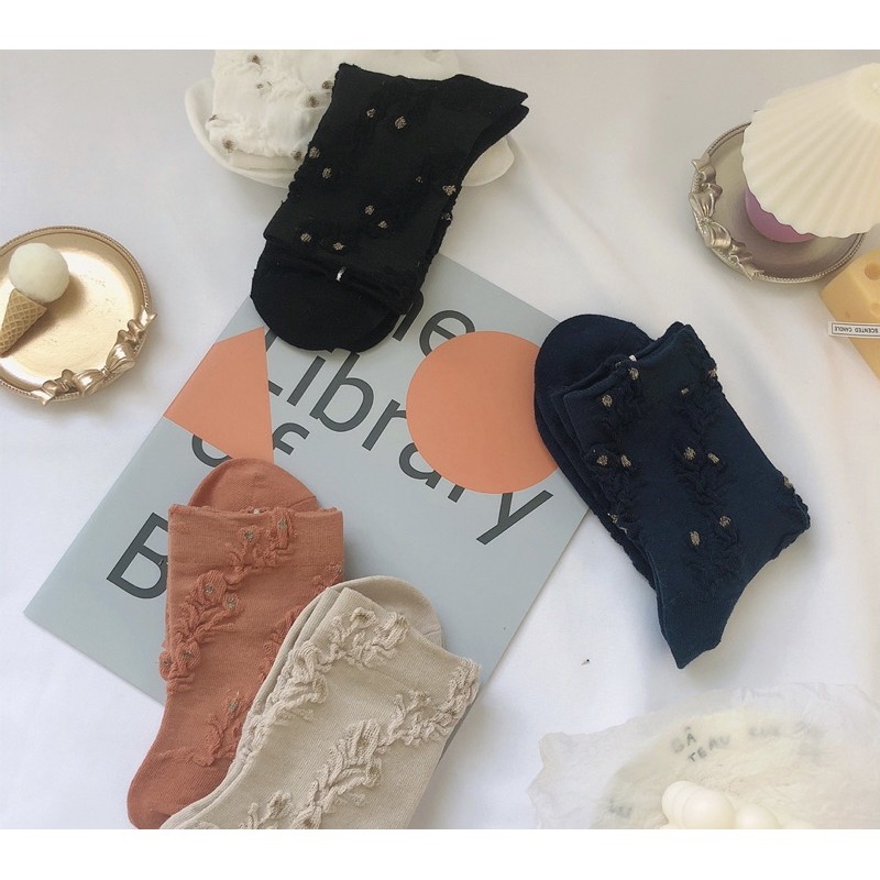 Tất hình hoa lập thể phong cách Hàn quốc cho người lớn