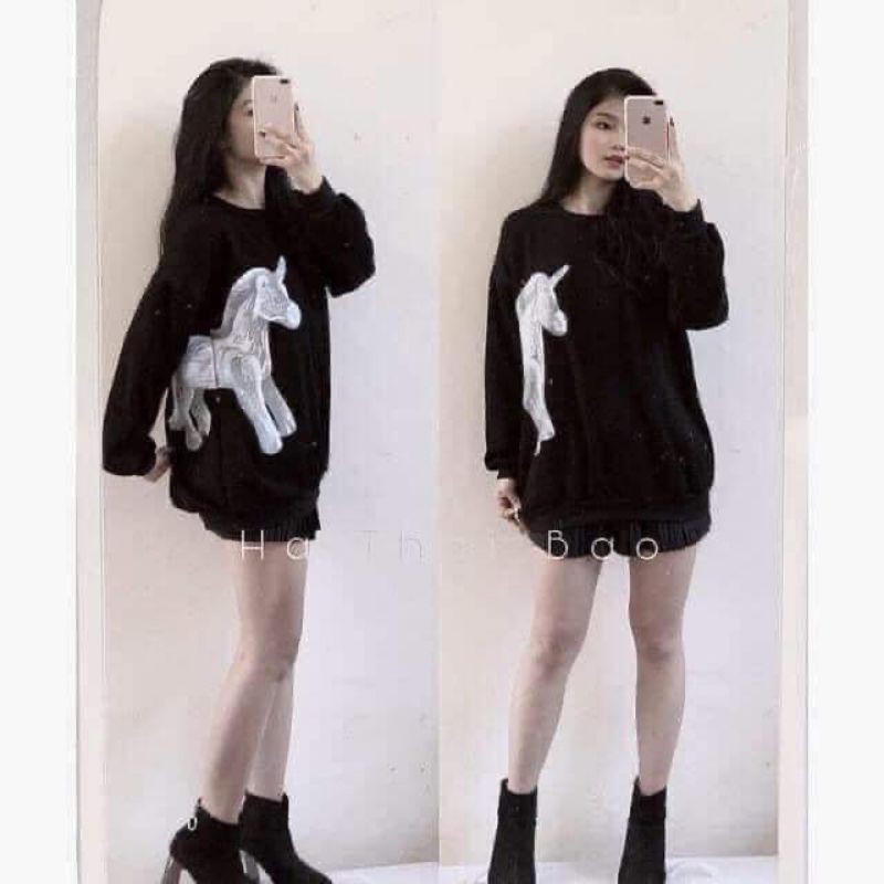 Áo đen nỉ lông hình con ngựa TL