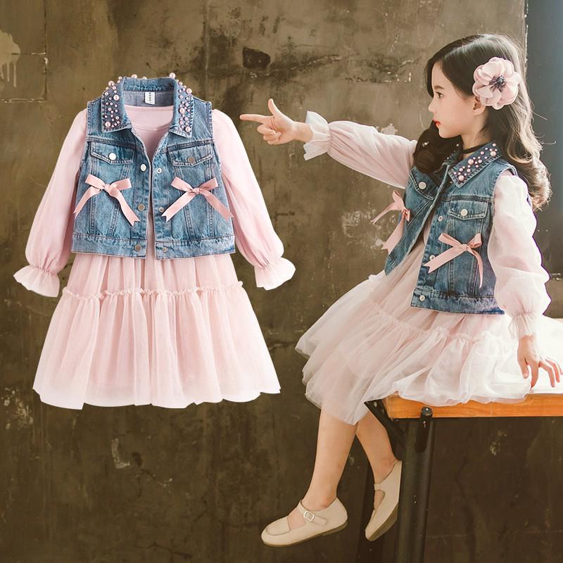 Set áo sát nách + đầm denim cho bé gái