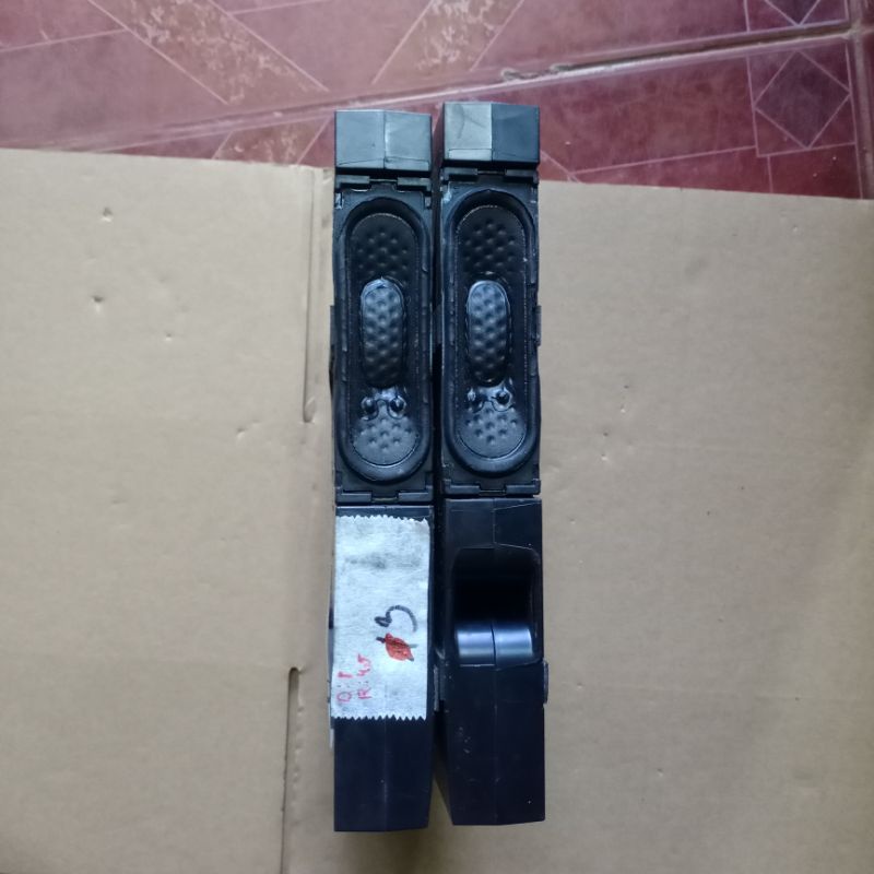 Cặp loa tivi LG đủ loại "giá cho 1 cặp"