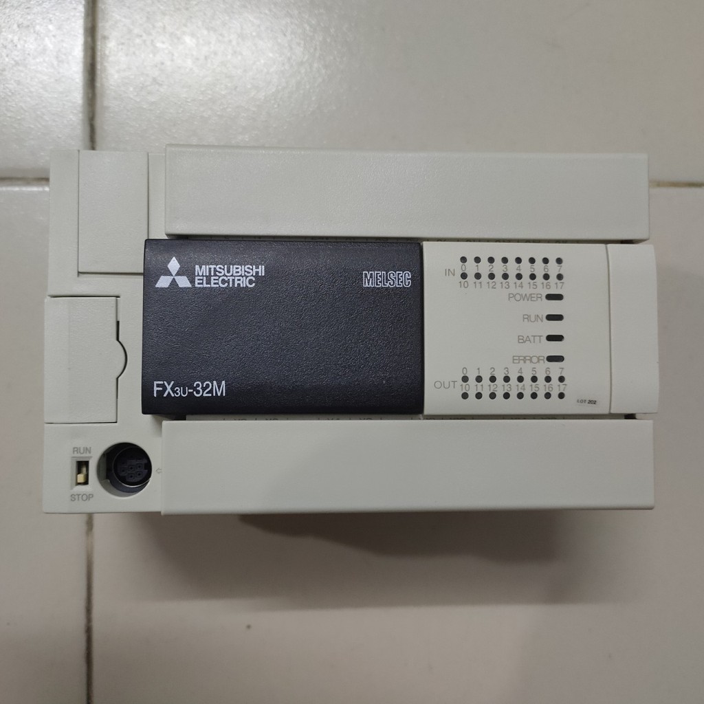 Bộ lập trình PLC Mitsubishi FX3U-32MT/ES-A