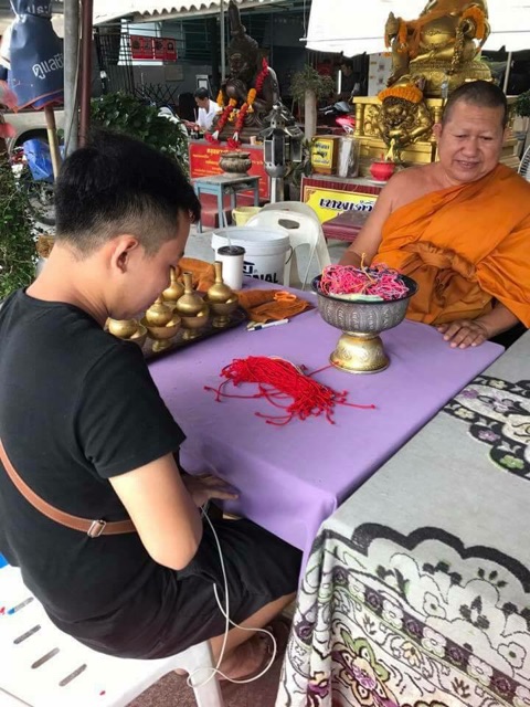 Thỉnh Mặt Phật Tứ Diện linh thiêng tại chùa Thái