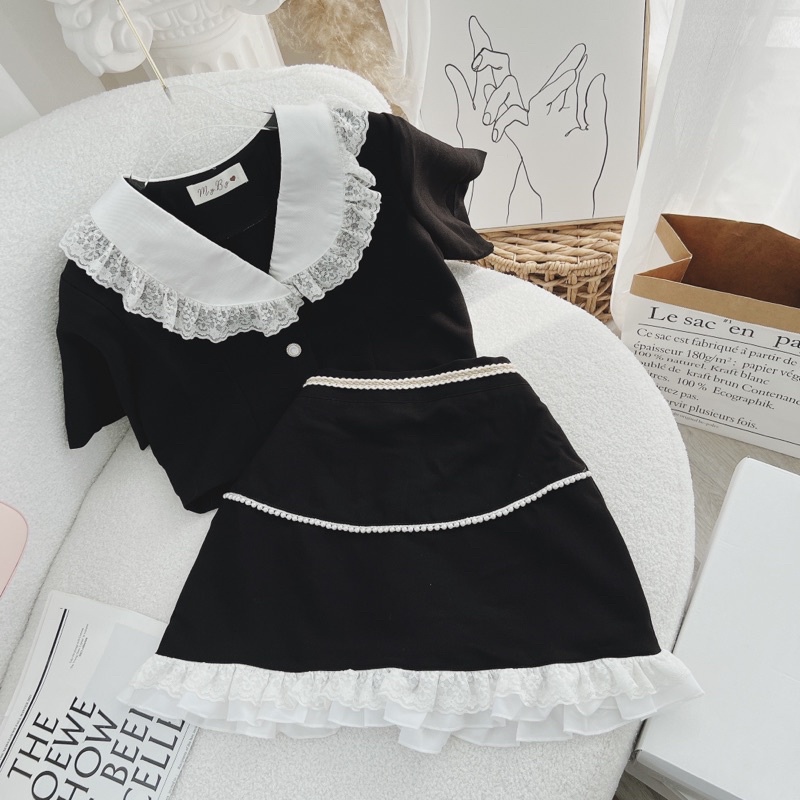 SET ÁO CROPTOP NÚT CỔ SEN BÈO TRẮNG + CHÂN VÁY ĐEN VIỀN BÈO