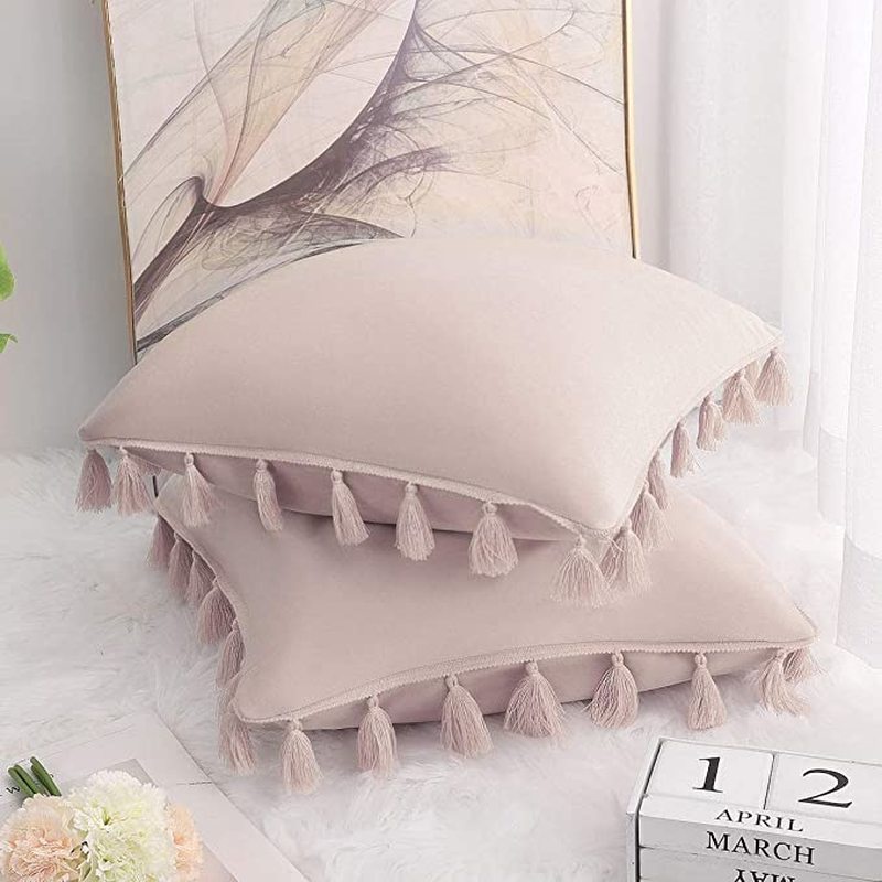 Vỏ gối tựa lưng sofa màu hồng / xanh biển / xanh lá / xanh lá / be phối tua rua kích thước 45x45cm dùng để trang trí
