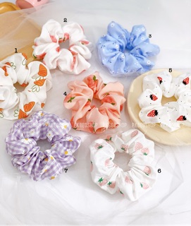 Scrunchies , dây buộc tóc , cột tóc , vòng tay