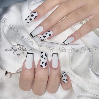 Móng tay giả Nail thiết kế- Nailbox