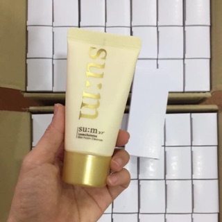 Sữa rửa mặt sum vàng losecsumma