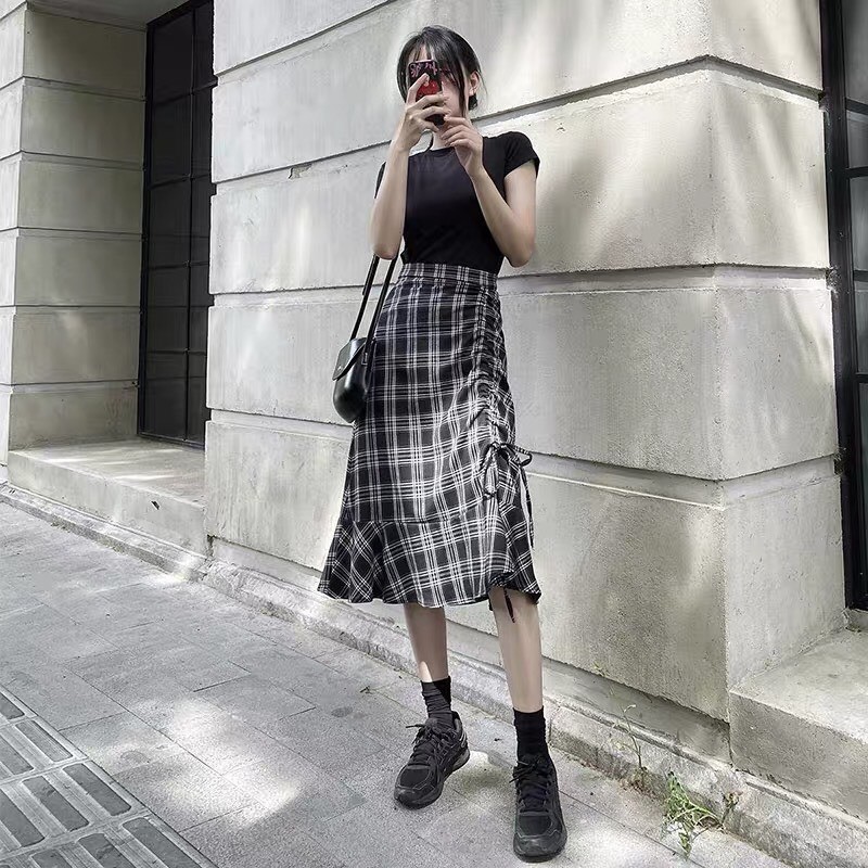 SET ÁO PHÔNG MIX CHÂN VÁY KẺ NHÚN