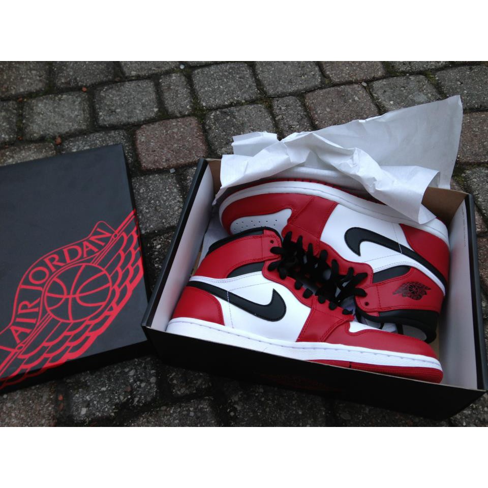 GIÀY JORDAN 1 CHICAGO