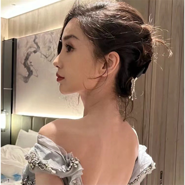 Kẹp Tóc Hình Nơ Lưng Đính Đá Lấp Lánh Xinh Xắn