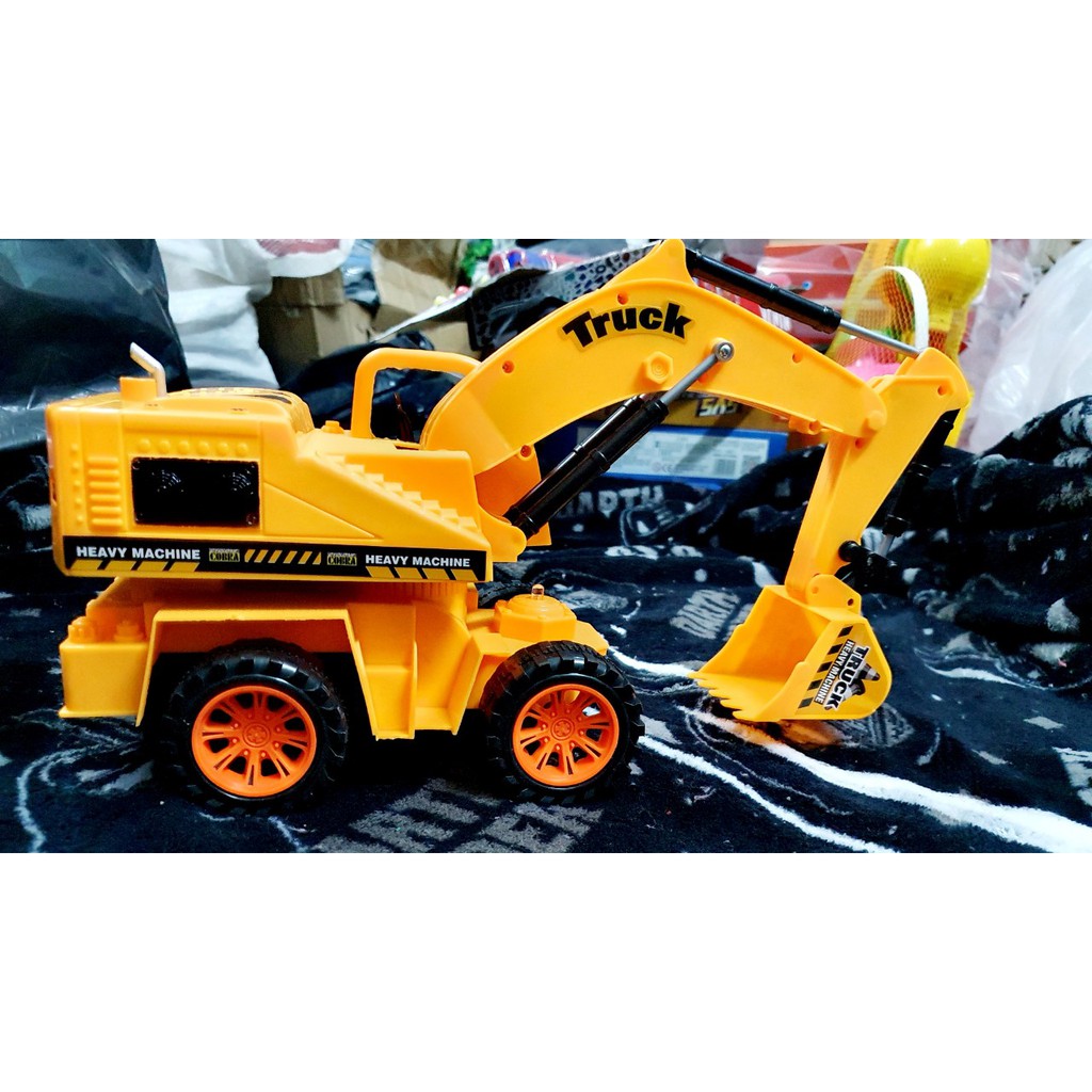 máy MÚC có điều khiển HERC4 CÓ PIN SẠC