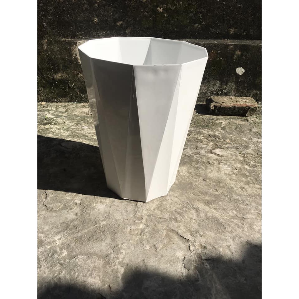 CHẬU NHỰA KIM CƯƠNG TRỒNG HOA CÂY CẢNH