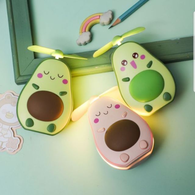 Quạt mini cầm tay hình quả bơ 3 in 1- gương + đèn led + quạt