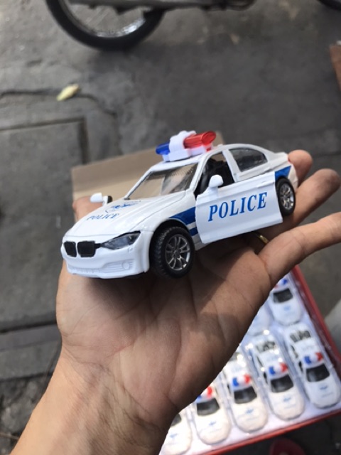Xe sắt cảnh sát