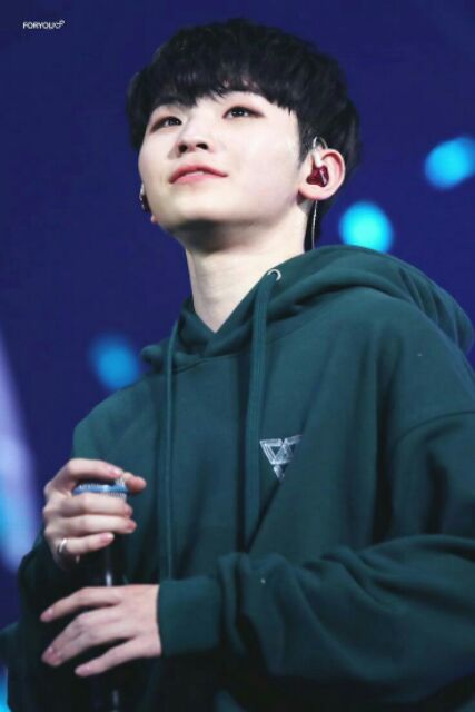 ÁO KHOÁC SEVENTEEN