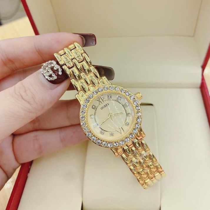 (Thẻ bảo hành 12 tháng) Đồng hồ nữ Guess dây thép không gỉ, viền đính đá, mặt trơn, thẻ bảo hành 12 tháng - Dongho.guess