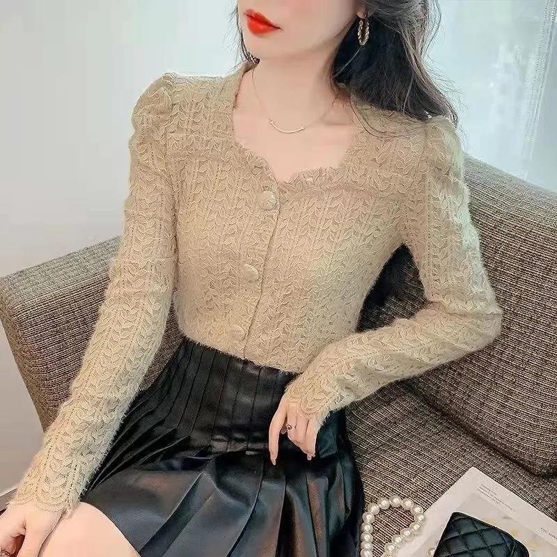 Áo Thun Dáng Ôm Phối Ren Rỗng Phong Cách Thời Trang Xuân Thu Mới 2022