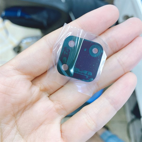 Mặt kính camera Realme C11