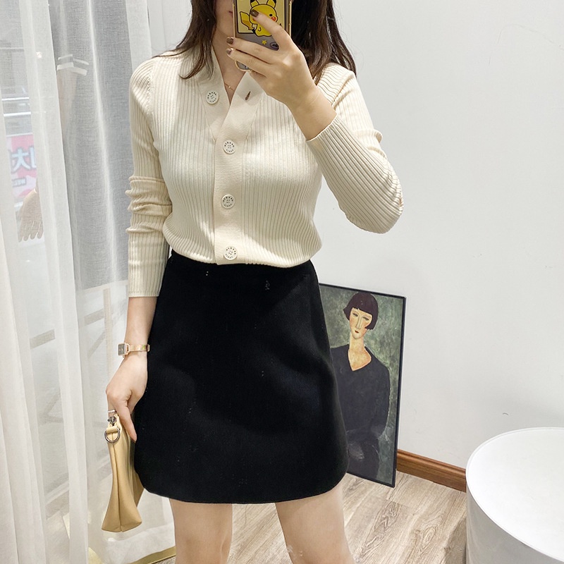 D0DE Sandro 20222022 spring and summer new slim single-breasted V-neck knitted cardigan light mature temperament coat for women