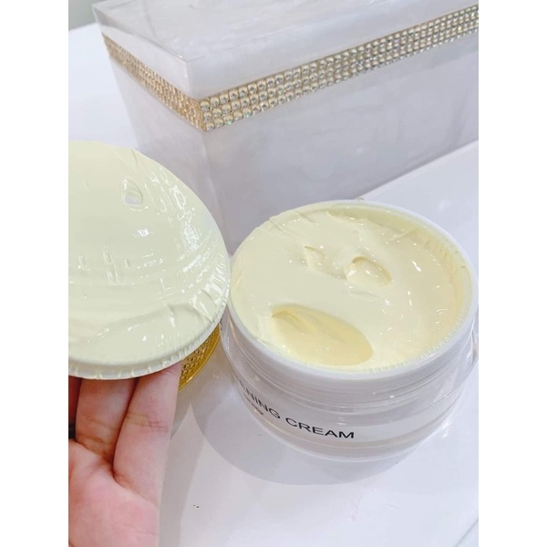 Kem body trứng kích trắng queenperfect làm trắng, mềm mịn da, chống nắng, làm đều màu da