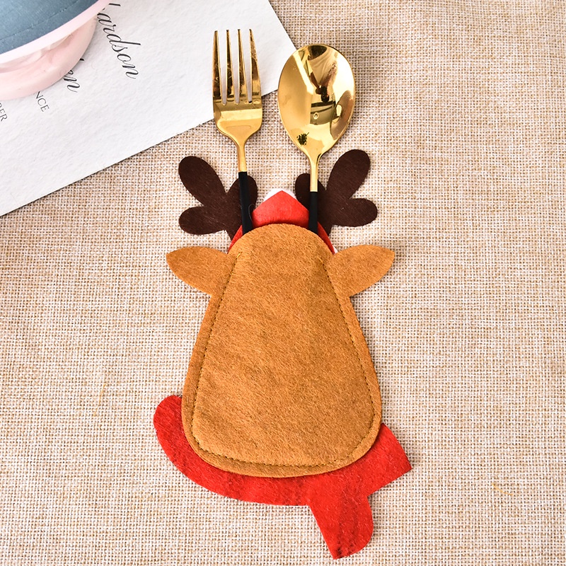 1 Giá Đỡ Nĩa &amp; Dao Bỏ Túi Hình Ông Già Noel Tuần Lộc Trang Trí Bàn Ăn