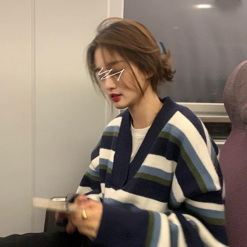 Áo khoác cardigan dệt kim cổ chữ v dáng rộng họa tiết kẻ sọc ngang phong cách sành trẻ trung cho nữ Xiaozhainv | BigBuy360 - bigbuy360.vn