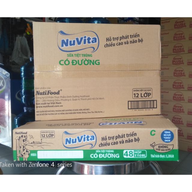 Thùng sữa tiệt trùng NUVITA 110ml có đường