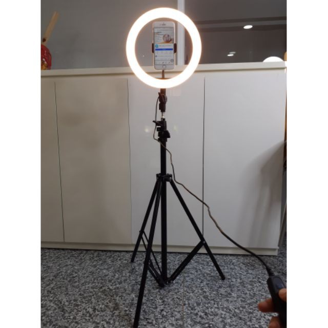 Đèn livestream led ring 26cm và chân đứng live spa studio