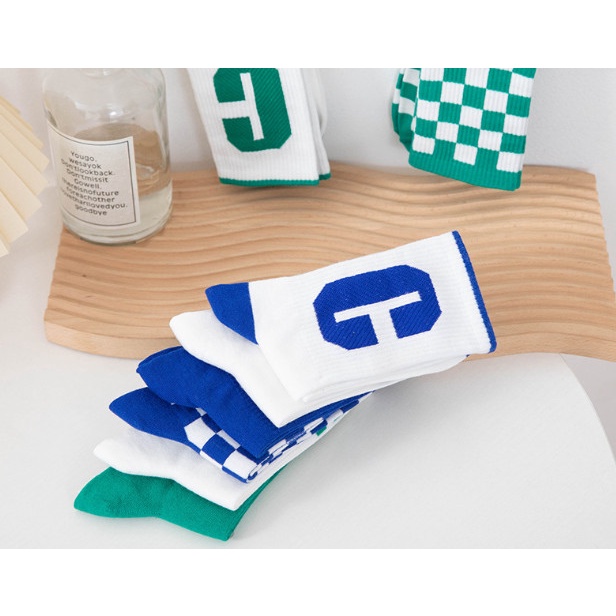 Vớ XANH chữ C cao cổ Nam Nữ phong cách thể thao, trẻ trung, năng động.