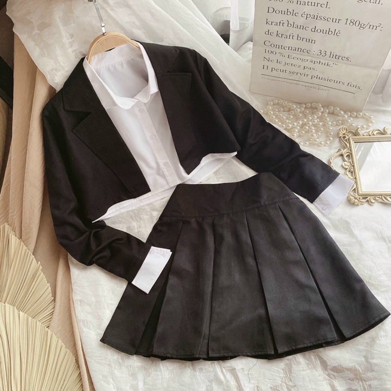 Set 3 món : Khoác crop vest tay dài+crop sơ mi trắng+chân váy xếp ly