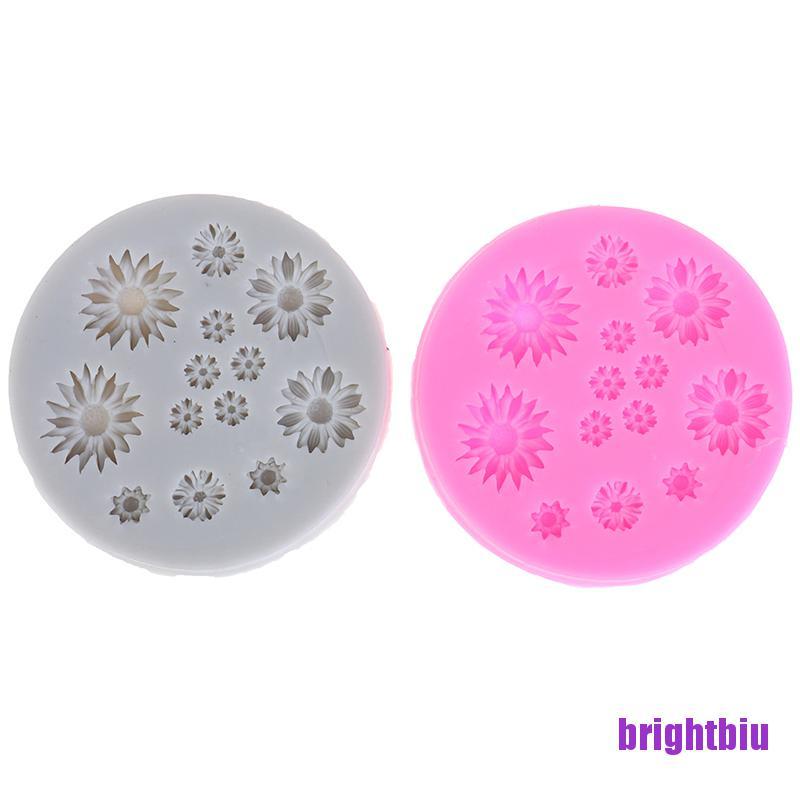 Khuôn Làm Bánh Chất Liệu Silicone Hình Hoa Cúc Dễ Thương
