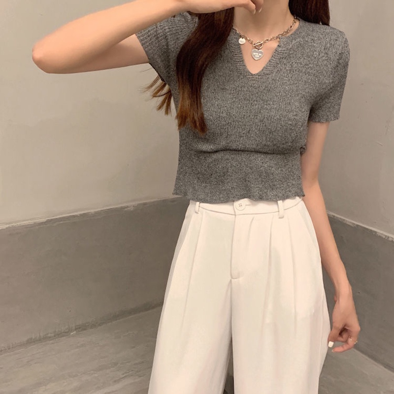 Áo thun IELGY tay ngắn cổ chữ V dáng ôm thời trang cho nữ