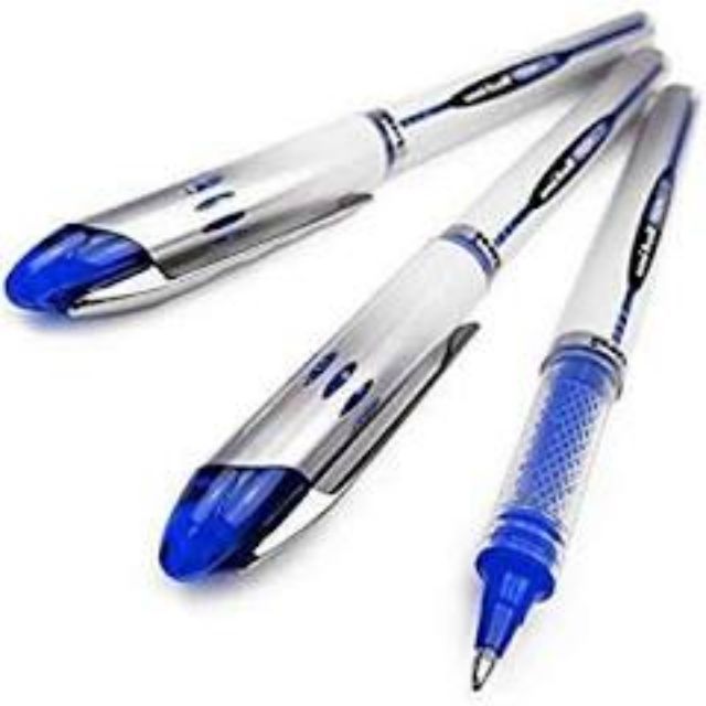 01 chiếc bút ký Uni ball UB200 0.8mm Nhật xịn