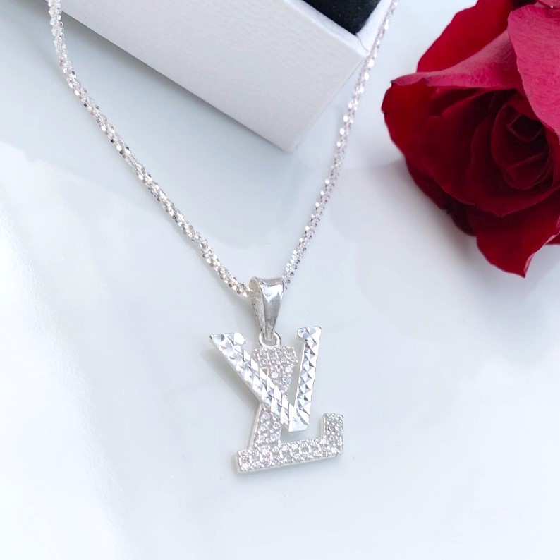Dây chuyền bạc Ý cao cấp Evasilver mặt chữ V nạm đá sang trọng nữ tính