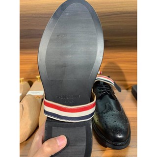 Giày  Buộc Dây Chéo