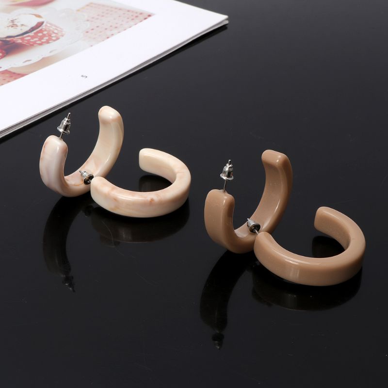 Bông tai hình chữ C bằng nhựa acrylic vân đá cẩm thạch cho nữ