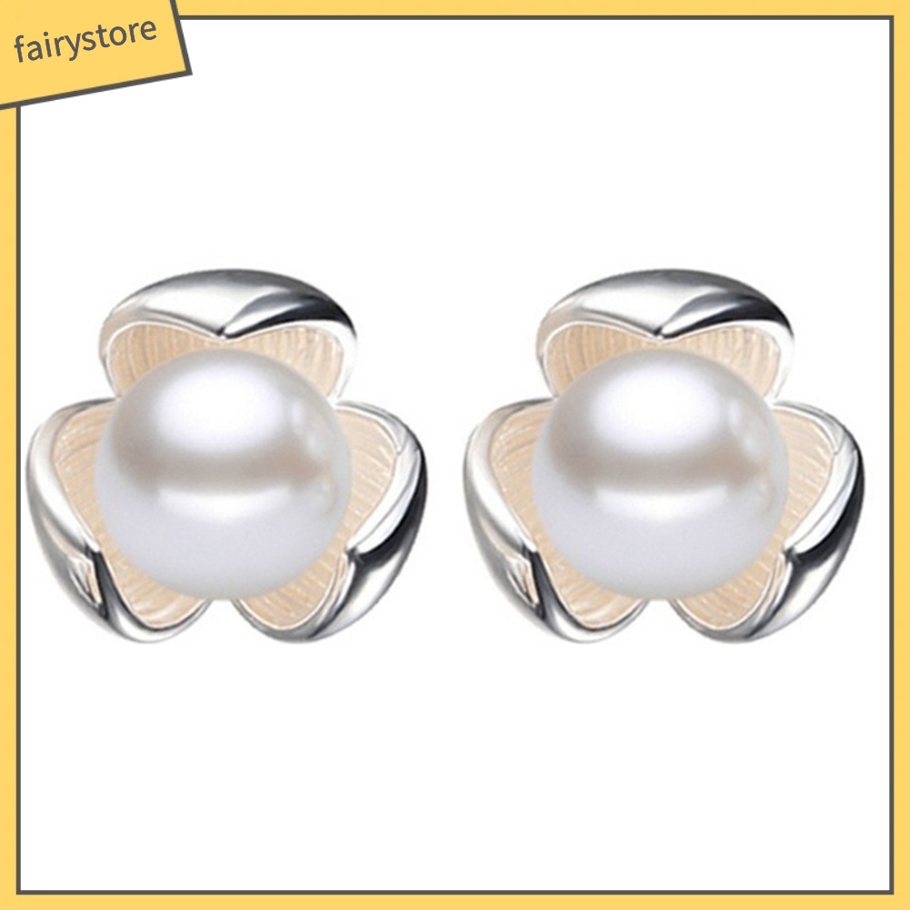 Bông Tai Hình Cỏ   Lá Đính Ngọc Trai Giả Xinh Xắn