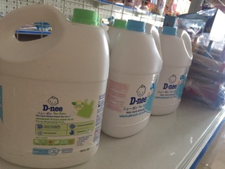 Nước giặt xả Dnee Thái Lan cho em bé