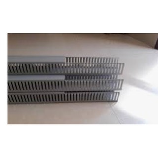 máng nhựa luồn cáp (2m/thanh)