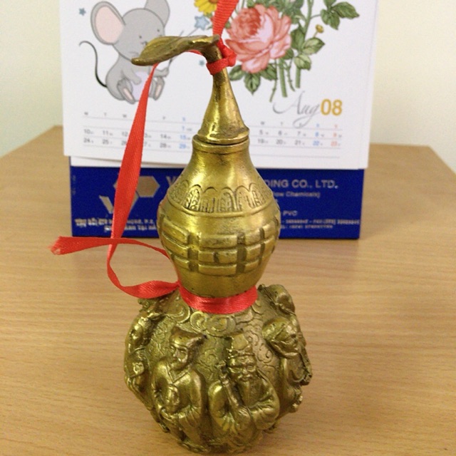 Hồ lô bát tiên,hồ lô đồng nguyên chất cao 13,5cm.