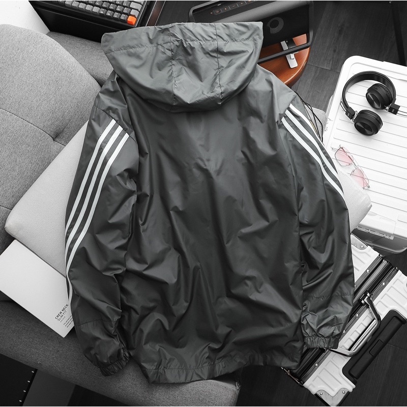 Áo khoác adidas