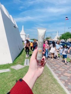 kem chống nắng HM cosmetic