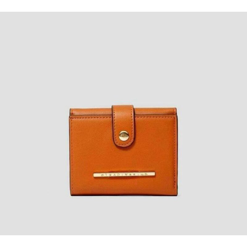 Ví ngắn Stradivarius