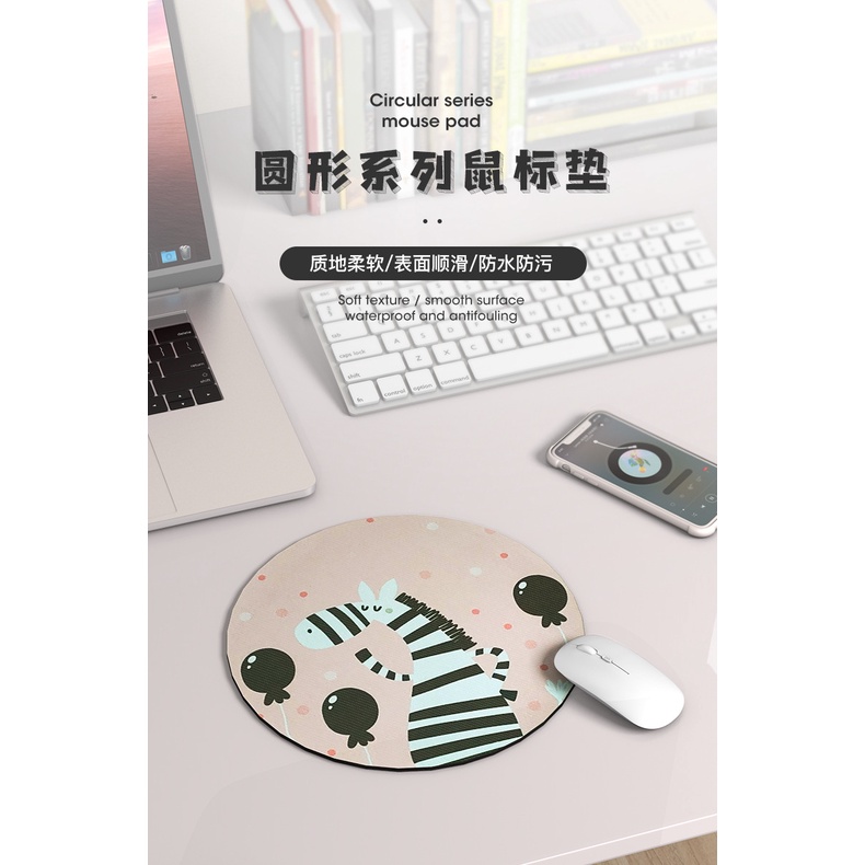 Tấm Lót Chuột Hình Tròn Cỡ Nhỏ Bằng Silicon Họa Tiết Hoạt Hình Độc Đáo Tiện Dụng Cho Văn Phòng