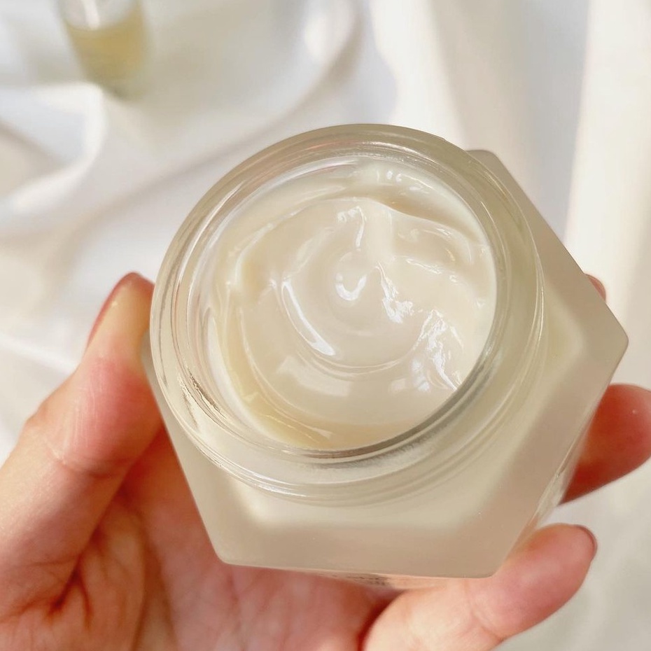 Kem dưỡng keo ong CNP