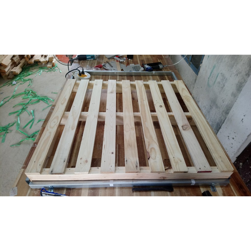 [BIG SALE] Giường Pallet gỗ thông size 1.4m*2m TPHCM – Tiệm Decor Nhà Sóc