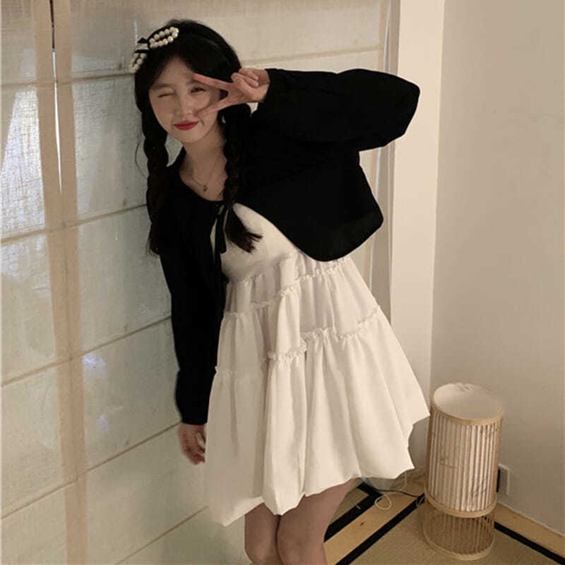 Set Đầm Hai Dây Dáng Rộng Dài Tay Và Áo Khoác Mỏng Cỡ Lớn 150KG Hàng Ngày Cho Nữ